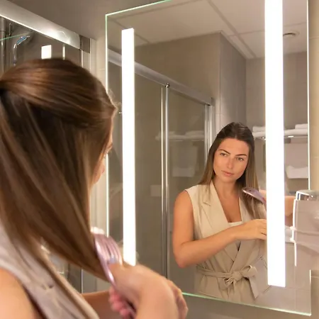 Ibis Styles 3* ניופורט