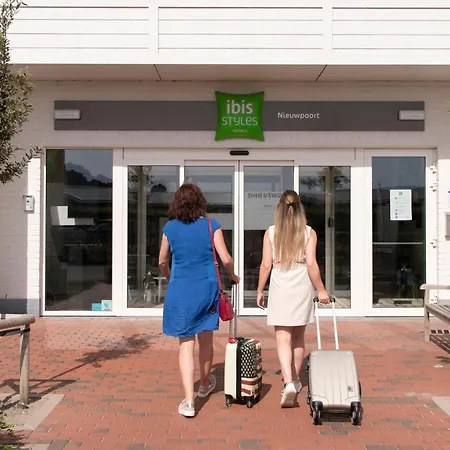 מלון Ibis Styles ניופורט