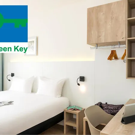 Ibis Styles 3*
