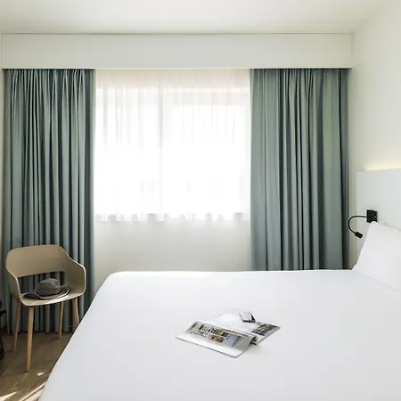 Ibis Styles 3*